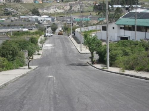 Terreno de 490m² ,  Mitad del Mundo