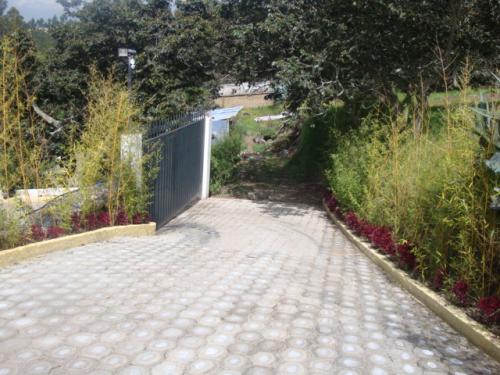 LINDO TERRENO DE 2000 M2 EN NAYON