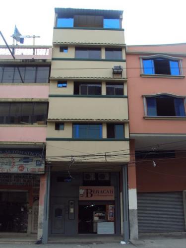 ALQUILO OFICINAS EN EDIFICIO DEL CENTRO DE LA CIUDAD
