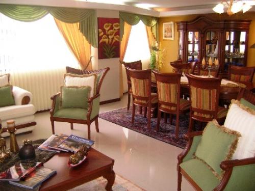 DEPARTAMENTO EN VENTA, A 1 CUADRA DE LA CAROLINA