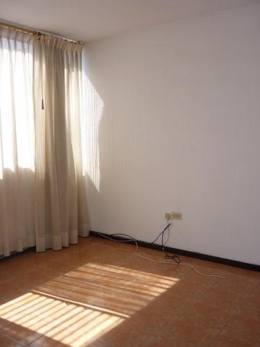 ARRIENDO OFICINA 50m2 Granda Centeno diagonal a Teleamazonas