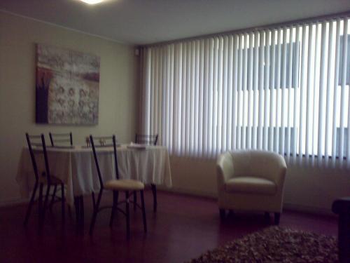 MUY BUENA SUITE EN GRANDA CENTENO