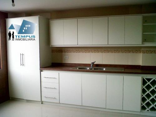 INMOBILIARIA TEMPUS VENDE DEPARTAMENTO EN LA ELOY ALFARO ALAMOS