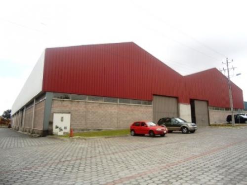 BODEGAS OFICINAS GALPONES EXCLUSIVO PARQUE INDUSTRIAL CARAPUNGO