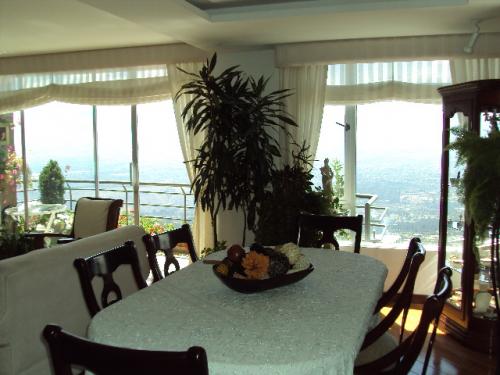 SE ALQUILA DEPARTAMENTO DE LUJO 3DORM PISCINA -SIERRA MORAL 2.400 USD 