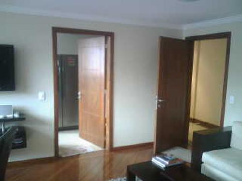 sector colegio benalcazar suite lujosisima nueva