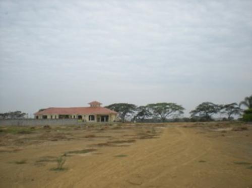 EL CORTIJO, VIA A SAMBORONDON VENDO BONITO SOLAR DE 2.788MTS2 TOTALMENTE RELLENADO Y COMPACTADO