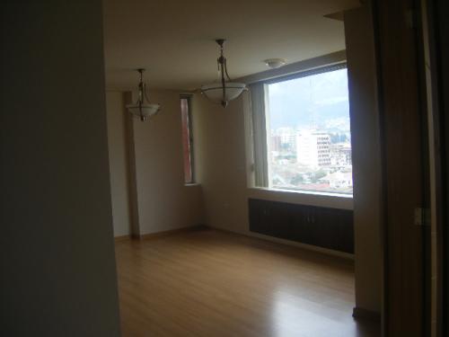 DEPARTAMENTO DE RENTA CON VISTA ESPECTACULAR