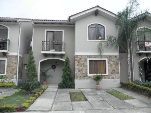 Villa en Vía a la Costa, Urb. Terranostra 