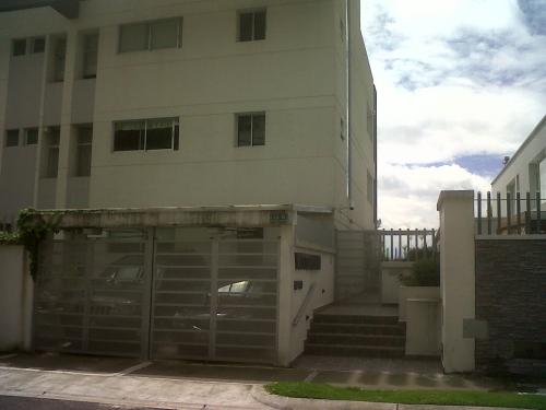 HERMOSO DEPARTAMENTO EN VISTA GRANDE - MIRAVALLES - 2 DORMITORIOS