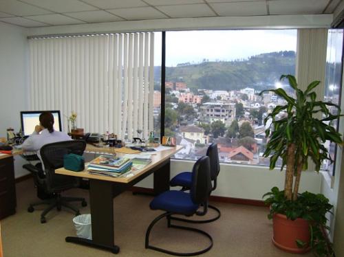 Rento linda Oficina en el World Trade Center Quito