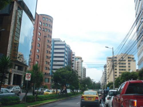 ESPECTACULAR LOCAL EN LA REPUBLICA DEL SALVADOR
