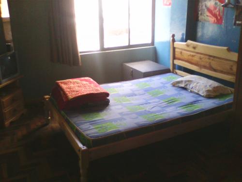 ARRIENDO MINIDEPAR. Y COMPARTO DEPARTAMENTO 