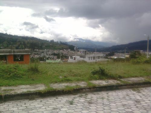 POR MOTIVO DE VIAJE VENDO LOTE 
