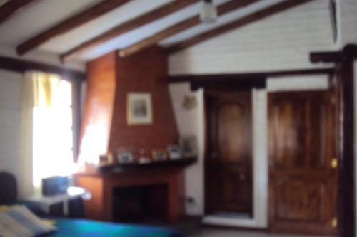 VENDO MITAD MUNDO CASA INDEPENDIENTE 2 DORMITORIOS $93000