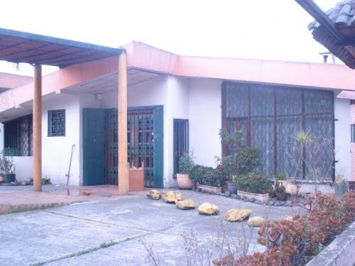 AMPLIA CASA LOCAL PARA EMPRESAS FRANQUICIAS BANCOS