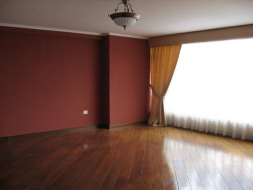 De venta hermosos depto en Jardines del Batán 