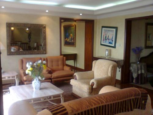 HERMOSO DEPARTAMENTO EN RENTA EN GONZALES SUARES