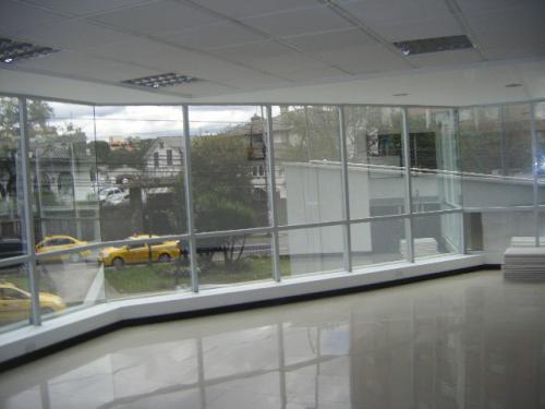 OFICINA DE RENTA POR ESTRENAR EXCELENTE UBICACION