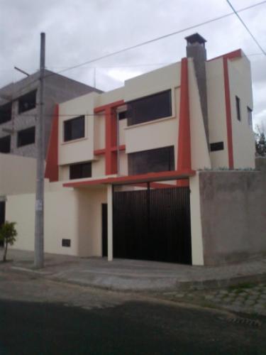 CASA REYES  EN EL NORTE DE QUITO