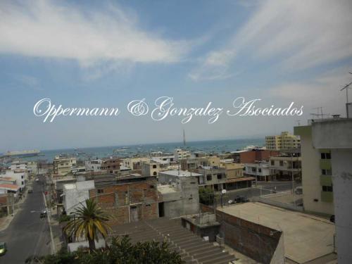 Se vende departamento con vista al mar en manta