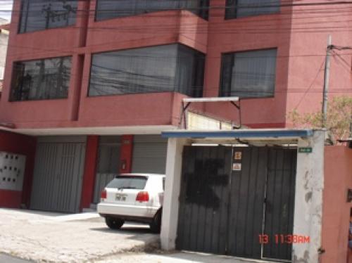 VENDO DEPARTAMENTO EN QUITO