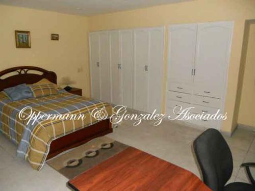 Se alquila habitación en la mejor área de Manta.