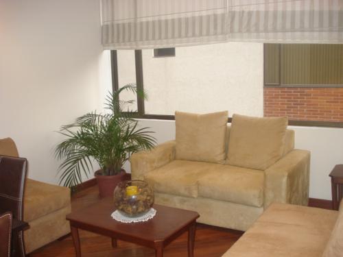RENTO DEPARTAMENTO AMOBLADO