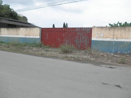 Terreno en Machala, al pie de la carretera