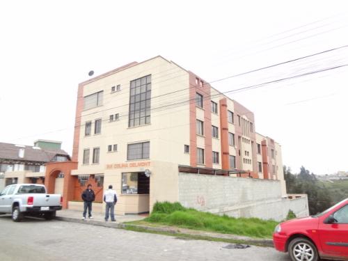 ACOGEDOR DEPARTAMENTO EN MONTESERRIN