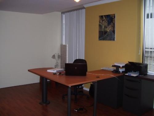 SUITE EN MONTESERRIN SIN PARQUEADERO