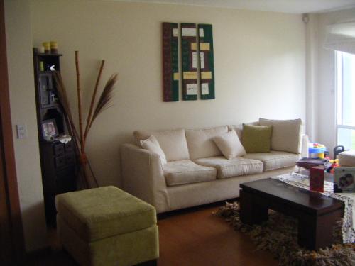 LINDO DEPARTAMENTO, BUENA UBICACION 2 DORM. TUMBACO