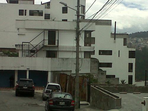 CASA IDEAL PARA OFICINAS SECTOR HOTEL QUITO