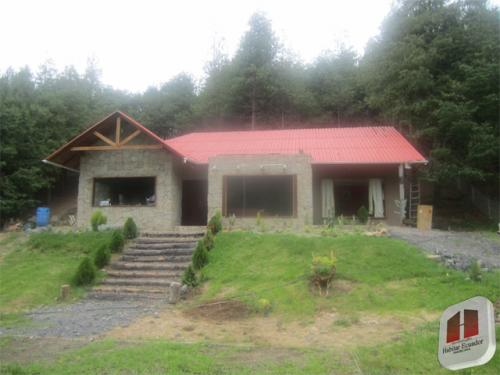 Casa en Cuenca, en Tarqui con 2000m2 de terreno (CV274)