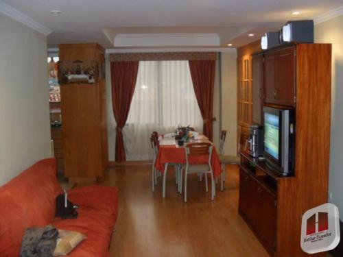 Departamento en Cuenca sector Av. Primero de Mayo de 125m2 (SDP254)