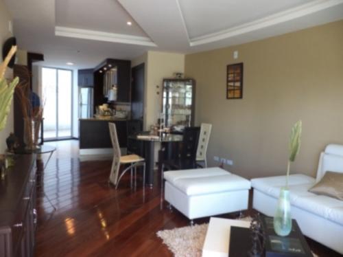 MODERNO DEPARTAMENTO DE VENTA GRANDA CENTENO – JARDIN – URB. CERRADA.
