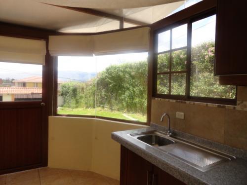 Hermosa suite por estrenar,  semi-amoblada, o amoblada,