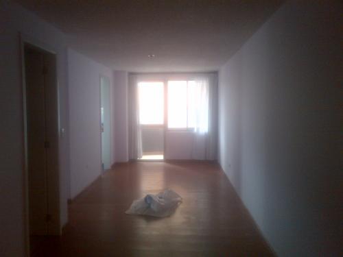 $ 360, 3 dormitorios, sector Alamos-Eloy Alfaro