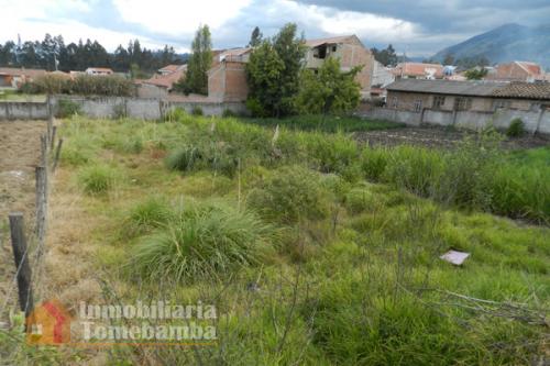 Se vende terreno a 3 cuadras de la Ordóñez Lasso
