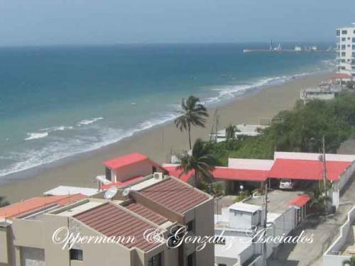 Vendo Penthouse frente Playa Murcielago, Manta