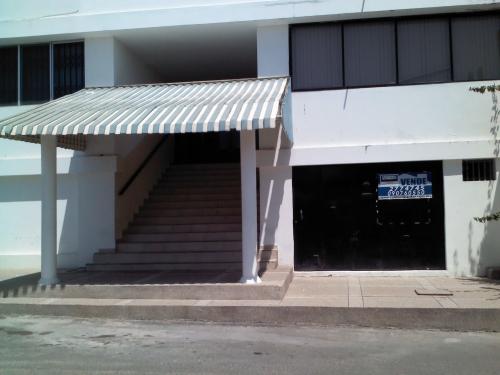 Local Comercial / Oficina en el Malecon de Chipipe, Salinas