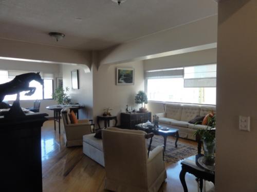 Arriendo departamento amoblado 220 m2 ELoy ALfaro Batan Alto
