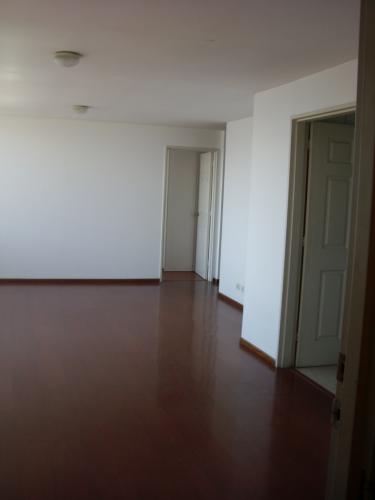 Rento departamento 3 dormitorios Granda Centeno INF: 0999810465