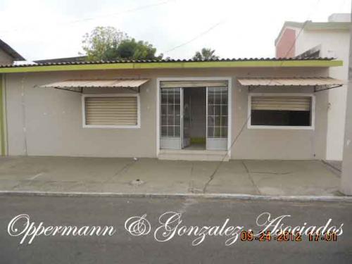 Local comercial en alquiler en Manta.