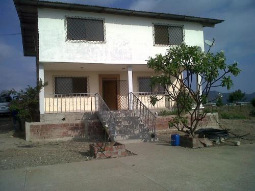 FINCA VÍA A SAN RAFAEL  150.000 DÓLARES NEGOCIABLES 