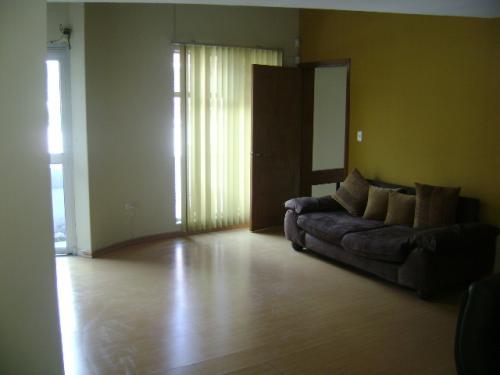 Estupenda oficina de arriendo 300 mts sector Mariana de Jesús usd 2000,00