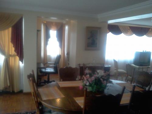 Hermoso departamento amoblado en mejor sector de Quito. Excelente ubicación