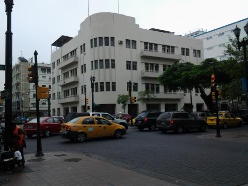 CENTRO Se Vende Edificio en 9 de Octubre