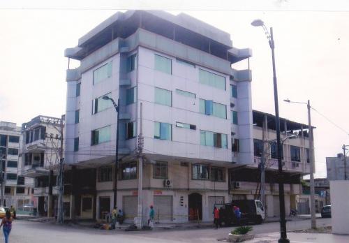 Vendo Moderno Edificio 5 plantas