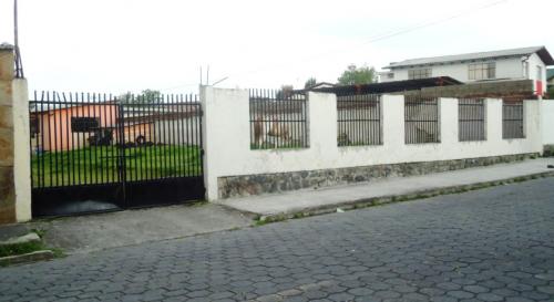  URGENTE VENDO TERRENO CON CASA DE LOZA SANGOLQUI